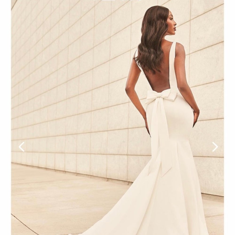 Wedding dress